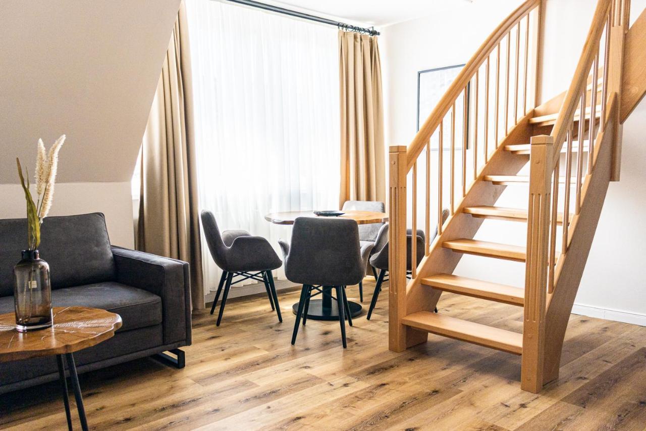 Moderne Maisonette Ferienwohnung Mit Gartenzugang, Nur 7 Gehminuten Zum Strand, Parkplatz & Fahrradunterstellplatz Scharbeutz Dış mekan fotoğraf