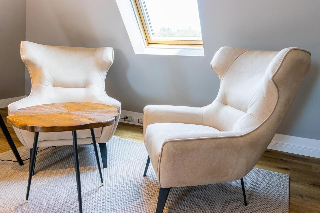 Moderne Maisonette Ferienwohnung Mit Gartenzugang, Nur 7 Gehminuten Zum Strand, Parkplatz & Fahrradunterstellplatz Scharbeutz Dış mekan fotoğraf