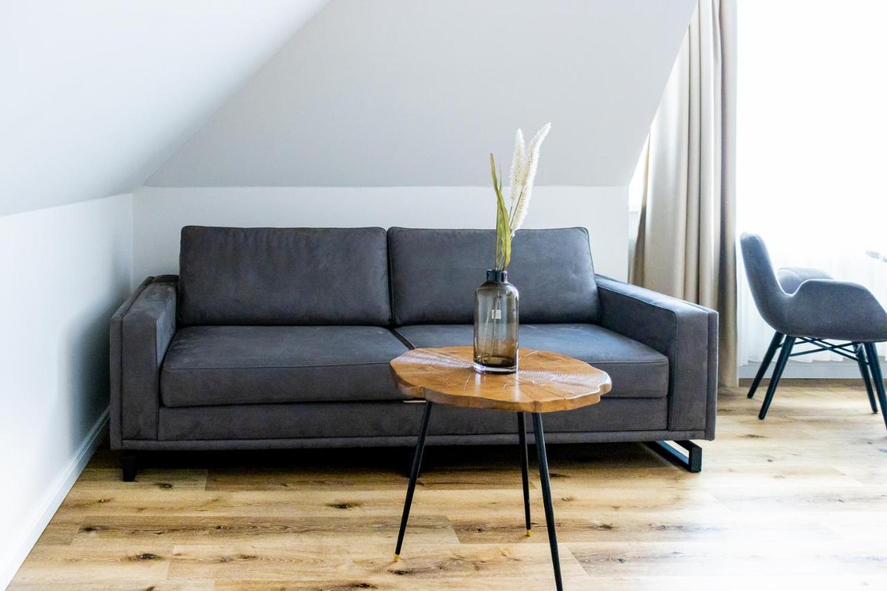 Moderne Maisonette Ferienwohnung Mit Gartenzugang, Nur 7 Gehminuten Zum Strand, Parkplatz & Fahrradunterstellplatz Scharbeutz Dış mekan fotoğraf